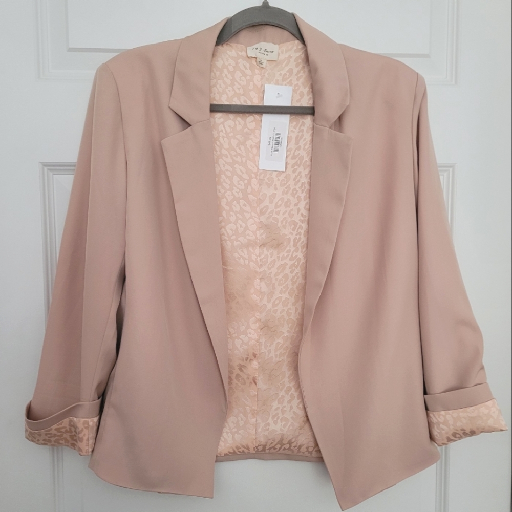 NWT! 143 Story Blush Blazer Jacket, Size Large